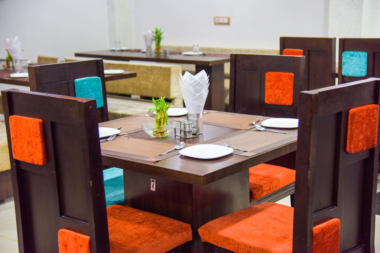 בהוי Hotel Tulsi Residency מראה חיצוני תמונה