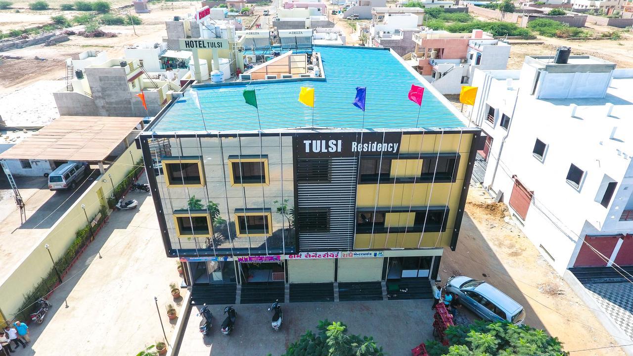 בהוי Hotel Tulsi Residency מראה חיצוני תמונה