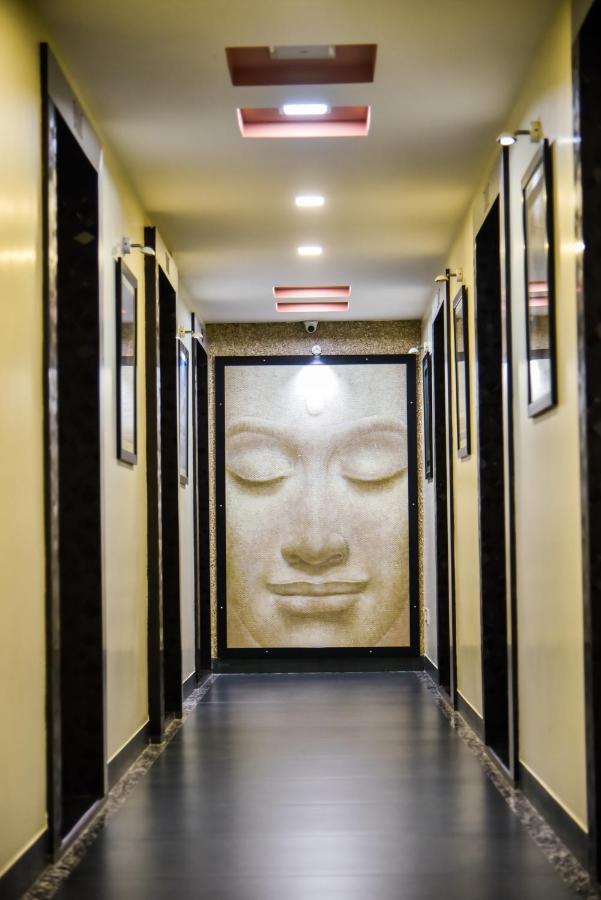 בהוי Hotel Tulsi Residency מראה חיצוני תמונה
