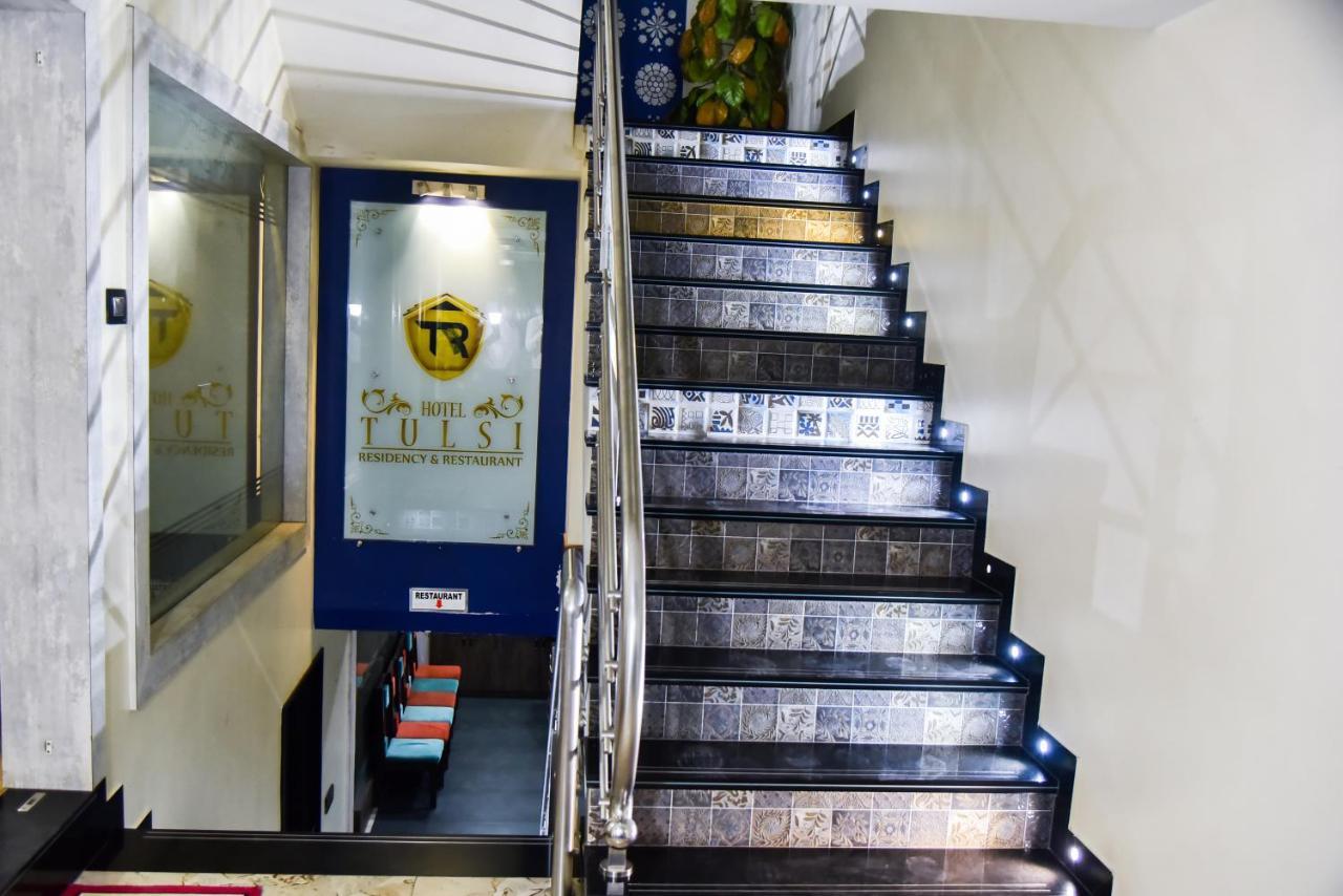 בהוי Hotel Tulsi Residency מראה חיצוני תמונה