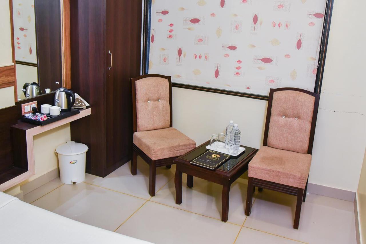 בהוי Hotel Tulsi Residency מראה חיצוני תמונה