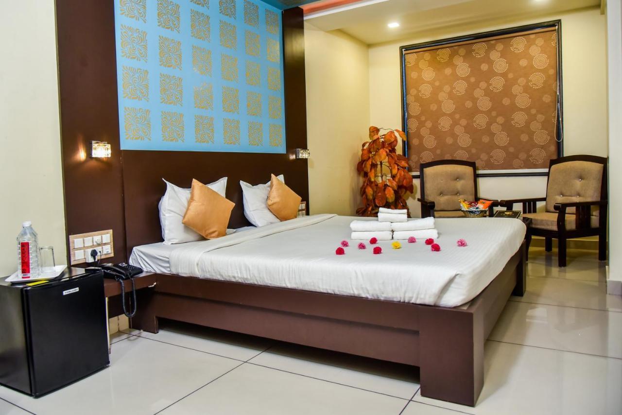 בהוי Hotel Tulsi Residency מראה חיצוני תמונה